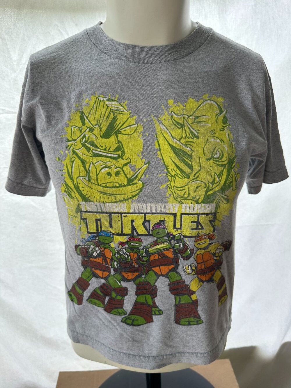 Teenage Mutant Ninja Turtles TMNT Boy's Gray T Shirt Size Large Cotton Polyester